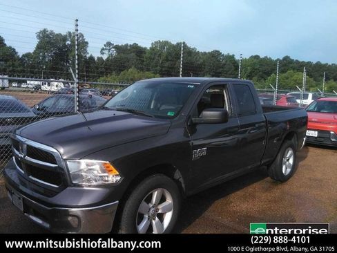 Used 2024 RAM 1500 Classic SLT AWD/4WD image 1
