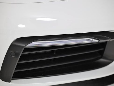 Used 2020 Porsche 911 Carrera 4S AWD/4WD image 19
