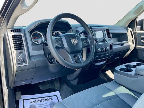 Used 2014 RAM 1500 Express RWD image 9