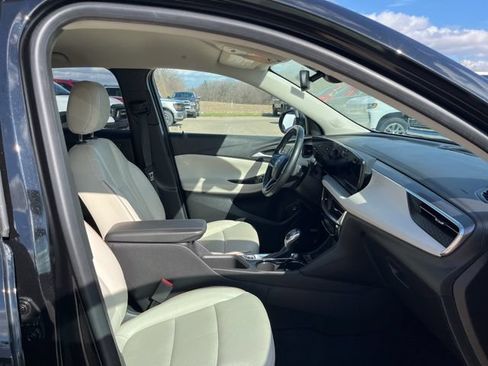 Used 2024 Buick Encore GX Avenir w/ Avenir Convenience Package FWD image 18
