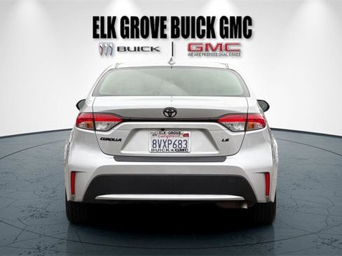 Used 2021 Toyota Corolla LE image 5