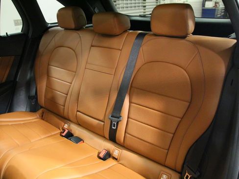 Certified 2022 Mercedes-Benz GLC 300 4MATIC image 31