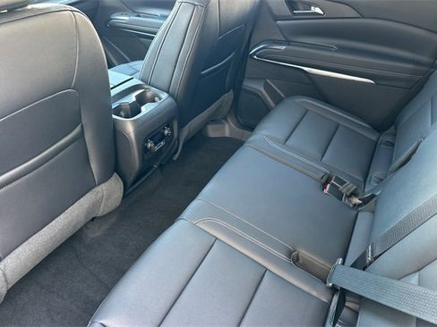 New 2026 Chevrolet Traverse LT w/ Midnight/Sport Edition image 16