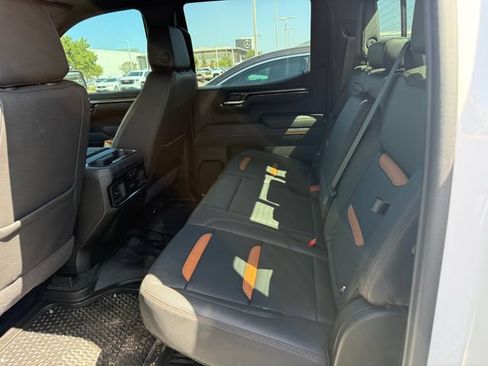 Used 2026 GMC Sierra 1500 AT4 w/ AT4 Premium Package AWD/4WD image 6