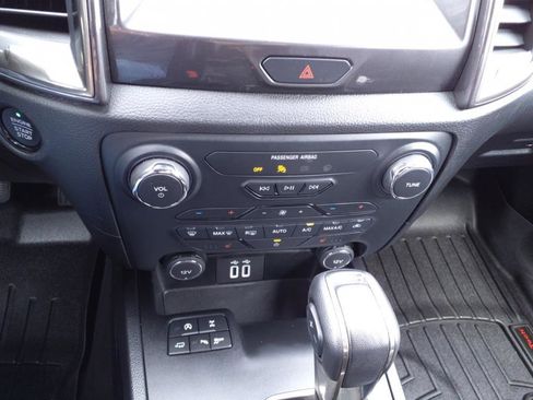 Certified 2020 Ford Ranger Lariat w/ Technology Package image 40