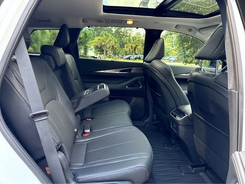 New 2026 INFINITI QX60 Luxe w/ Cargo Package AWD/4WD image 18