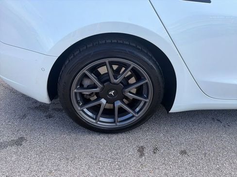 Used 2021 Tesla Model 3 Long Range image 64