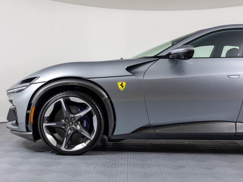 Certified 2025 Ferrari Purosangue AWD/4WD image 10