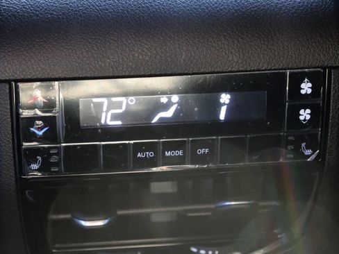 Used 2021 Jeep Grand Cherokee L Limited image 23