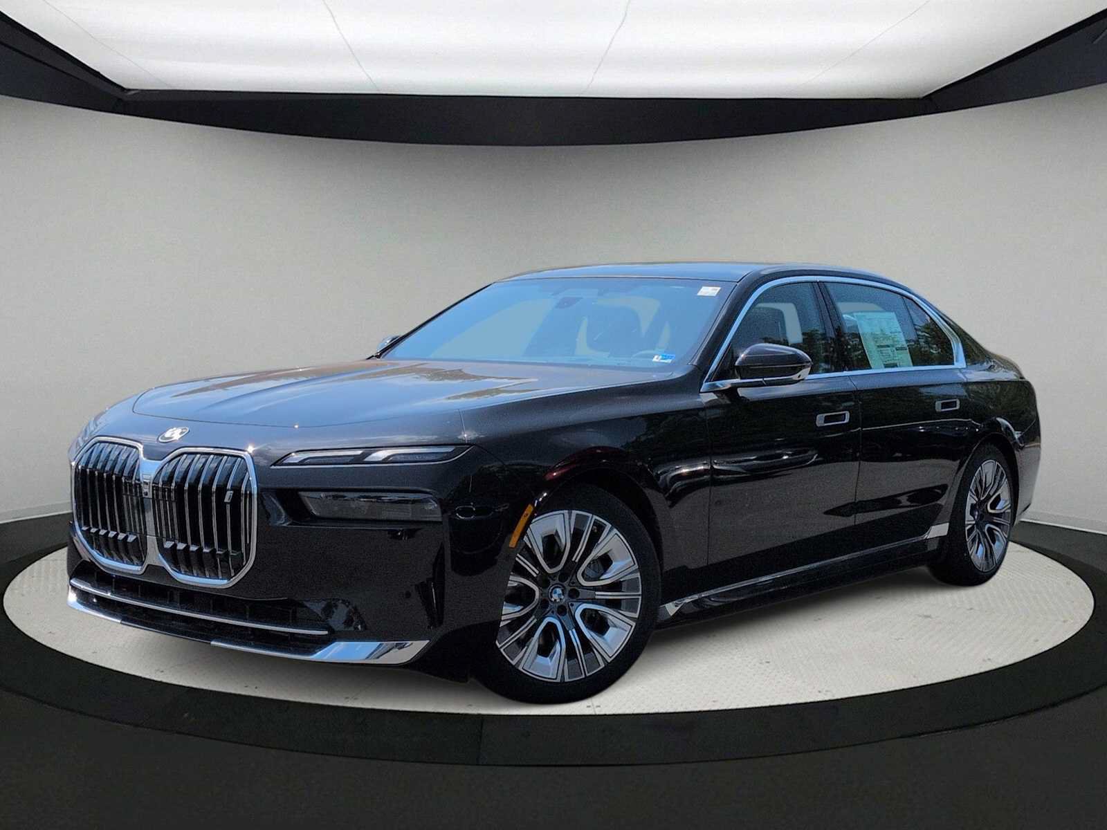 Used 2026 BMW i7 xDrive60 RWD image 1