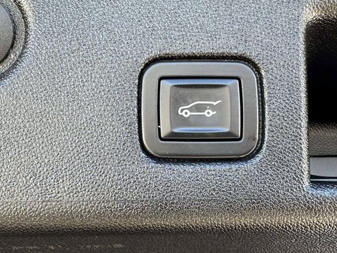 Used 2019 Chevrolet Equinox LT AWD/4WD image 14
