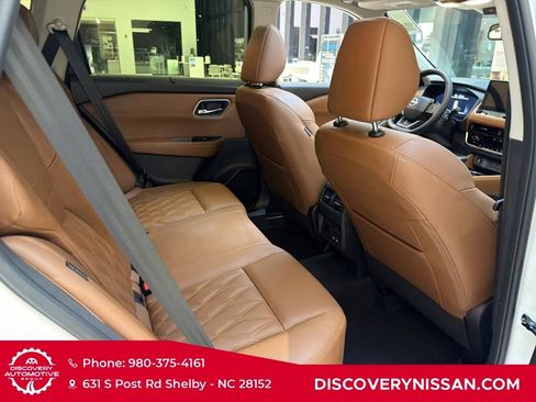 New 2026 Nissan Rogue Platinum w/ Platinum Premium Package image 38