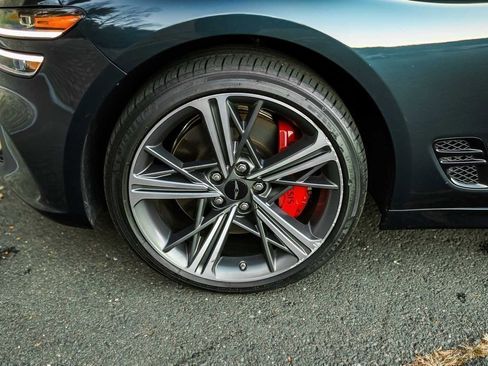 Used 2024 Genesis G70 2.5T w/ Sport Prestige Package image 11