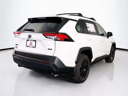 New 2025 Toyota RAV4 XLE image 9