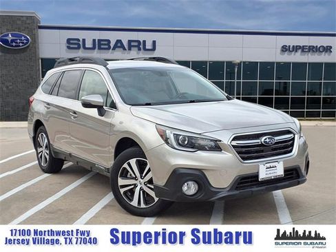Used 2018 Subaru Outback 2.5i Limited image 1
