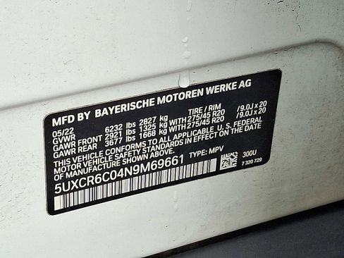 Used 2022 BMW X5 xDrive40i w/ Parking Assistance Package AWD/4WD image 28