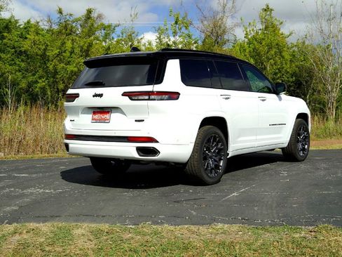 New 2025 Jeep Grand Cherokee L Summit w/ Obsidian Package image 6