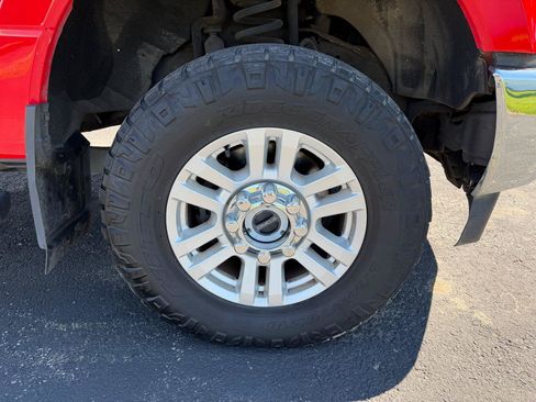 Used 2017 Ford F250 XLT w/ XLT Value Package AWD/4WD image 19