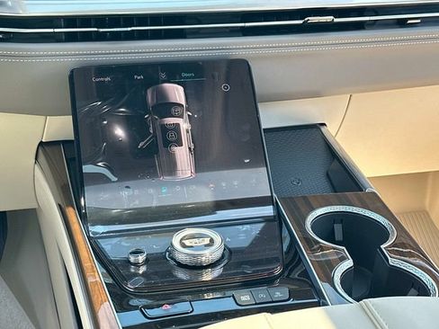 New 2026 Cadillac Escalade Platinum Sport w/ LPO, ONYX Package AWD/4WD image 4