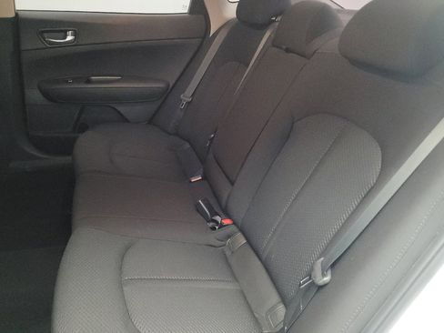 Used 2018 Kia Optima LX w/ Convenience Package image 18