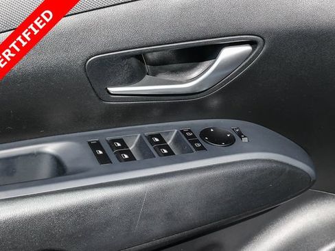 Certified 2025 Hyundai Santa Cruz SE FWD image 23