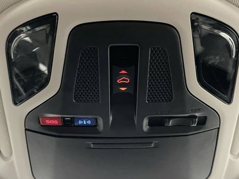 Used 2022 Subaru Outback Limited image 24