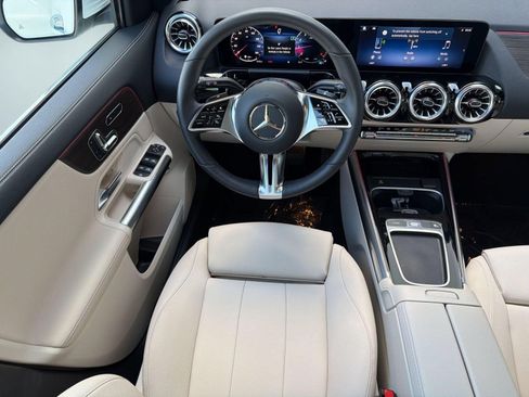 Certified 2026 Mercedes-Benz GLA 250 image 29