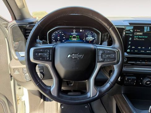 Used 2023 Chevrolet Silverado 1500 RST w/ Convenience Package II AWD/4WD image 13