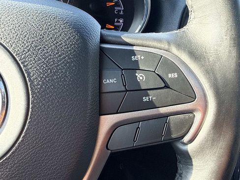 Used 2020 Jeep Grand Cherokee Limited w/ Luxury Group II AWD/4WD image 21