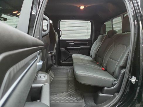 Used 2025 RAM 1500 Big Horn AWD/4WD image 17