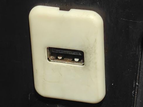 Used 2011 Chevrolet Silverado 1500 LT w/ All-Star Edition image 13