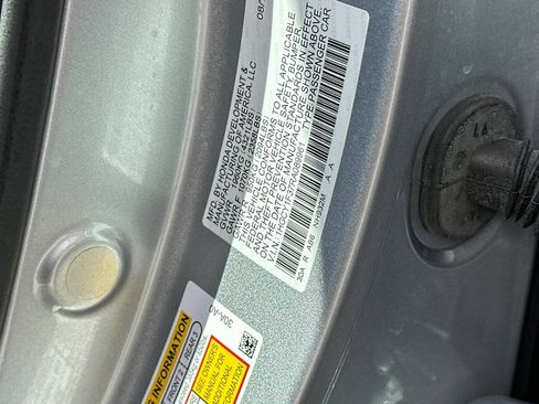 Used 2024 Honda Accord EX image 33