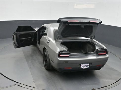 Used 2018 Dodge Challenger SRT Hellcat image 51