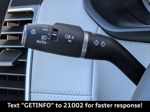 Used 2023 Land Rover Discovery S R-Dynamic image 32