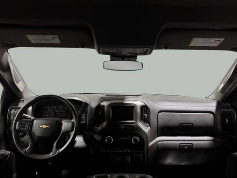 Used 2022 Chevrolet Silverado 1500 Custom AWD/4WD image 16