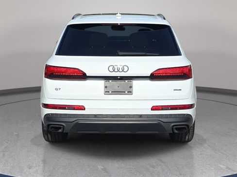 Used 2025 Audi Q7 2.0T Premium w/ Convenience Plus Package AWD/4WD image 6