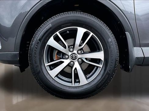 Used 2017 Toyota RAV4 XLE w/ Plus Special Value Package FWD image 28