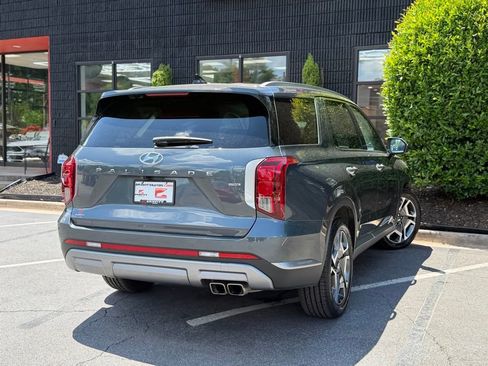 Used 2023 Hyundai Palisade SEL w/ Cargo Package AWD/4WD image 12