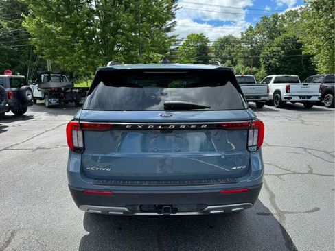 Certified 2025 Ford Explorer Active w/ Active Comfort Package AWD/4WD image 4