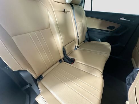 Certified 2023 Volkswagen Tiguan SE image 25