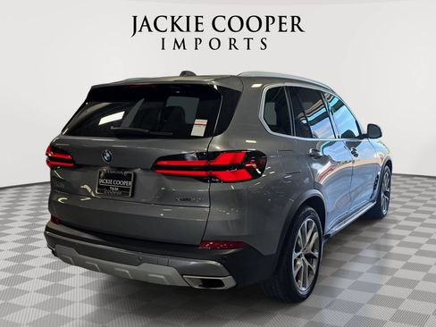 Used 2025 BMW X5 xDrive40i AWD/4WD image 5