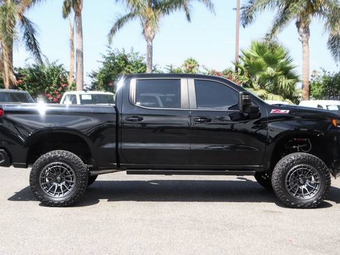 Used 2021 Chevrolet Silverado 1500 RST AWD/4WD image 12