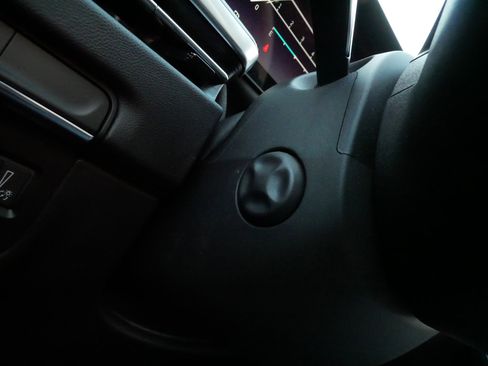 Certified 2025 Cadillac Escalade Luxury w/ LPO, Floor Liner Package image 28