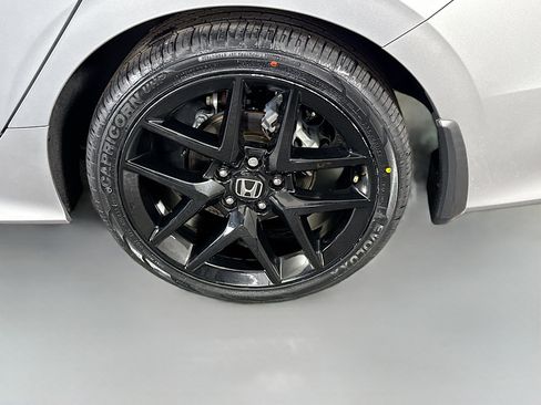 Used 2024 Honda Civic Sport image 37