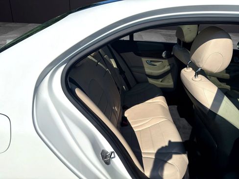 Used 2017 Mercedes-Benz C 300 4MATIC Sedan image 13
