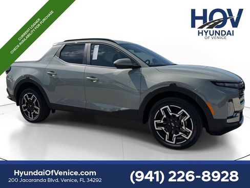 New 2025 Hyundai Santa Cruz Limited image 3