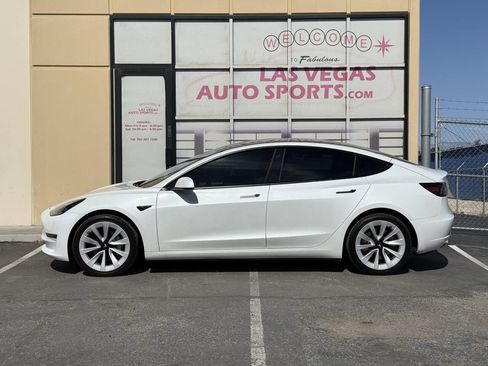 Used 2023 Tesla Model 3 Standard Range RWD image 5