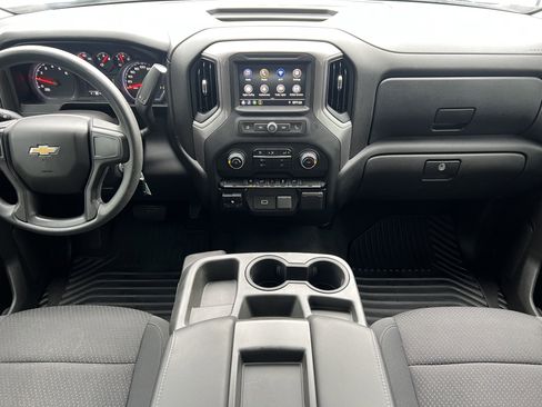 Used 2020 Chevrolet Silverado 1500 Custom w/ Custom 2.7L Value Package image 32