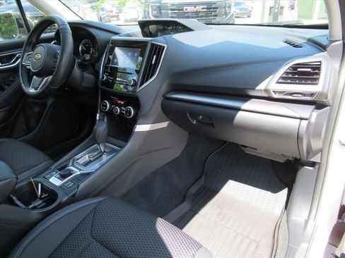 Used 2022 Subaru Forester Premium AWD/4WD image 11