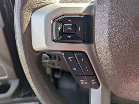 Used 2017 Ford F250 King Ranch w/ King Ranch Ultimate Package AWD/4WD image 16